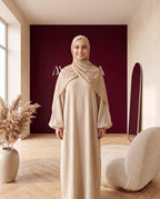 Musselin-Abaya mit Khimar Creme – Vorderansicht